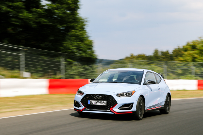 Illustration for article titled The 2019 Hyundai Veloster N Actually Kicks Ass